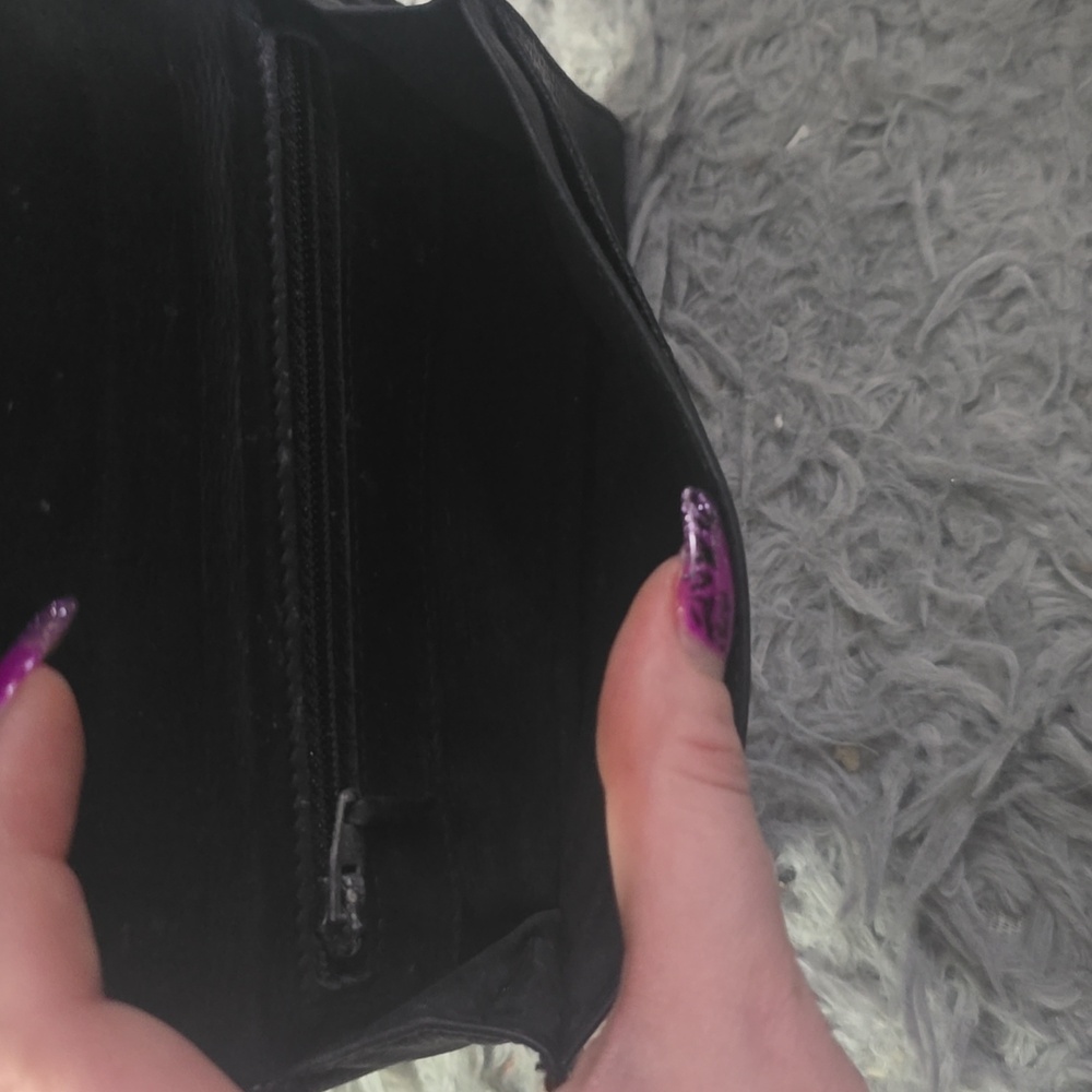 Chanel Big CC Logo Black Caviar W/ Gold Hardware Bifold Wallet (COA)(EUC)✨ - Picture 8 of 16